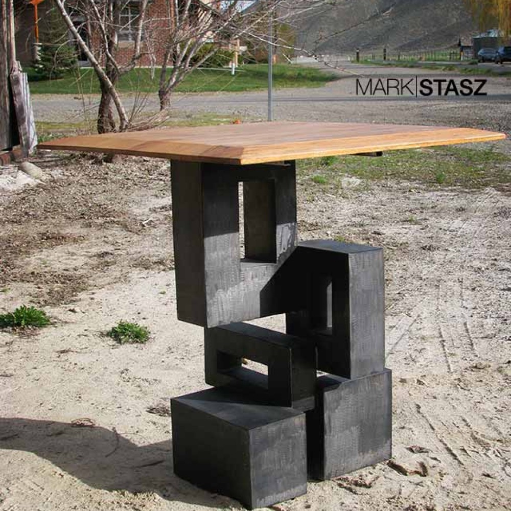 Schwarz Abstract Table